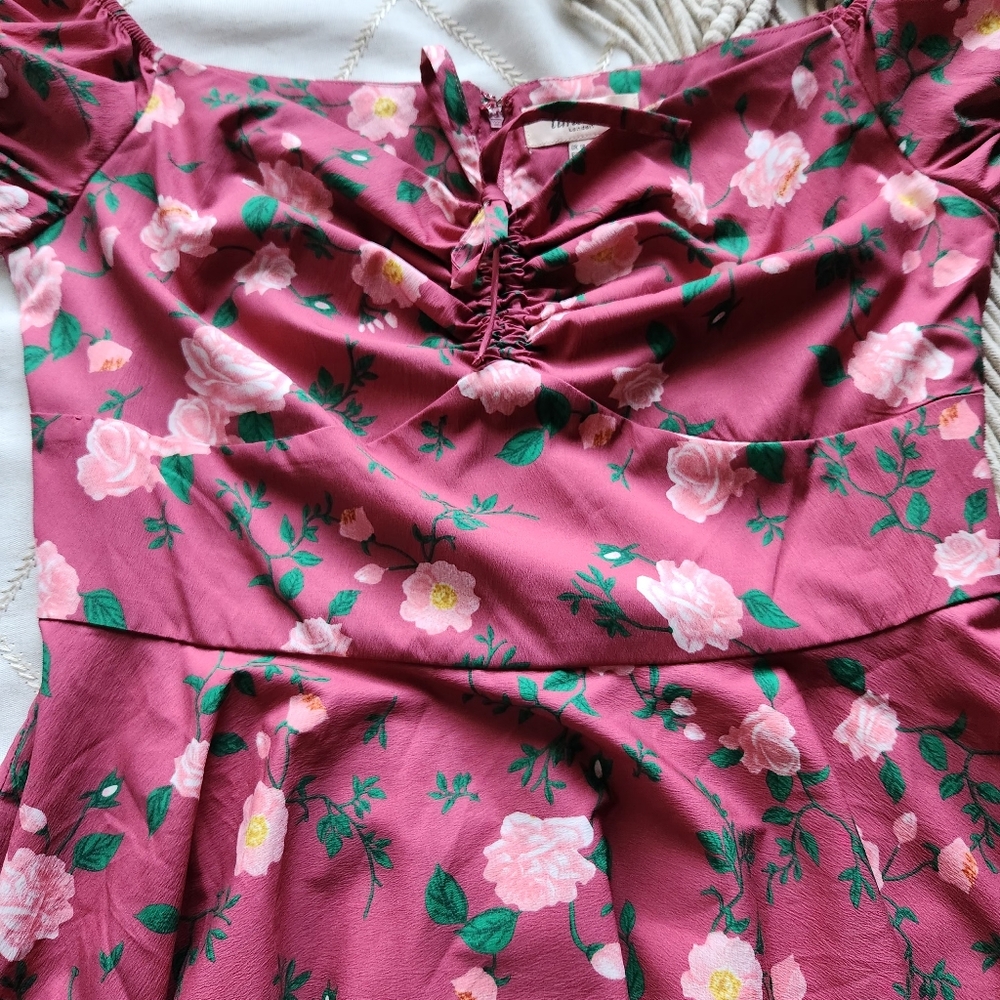 Timeless London Coral Pink Floral Fit & Flare Dress‎ | 3/4 Sleeve | Size 10 - Picture 4 of 9